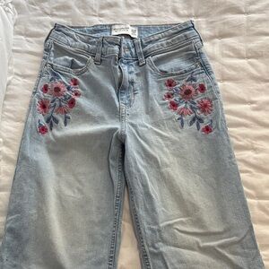Abercrombie kids Floral Embroidered Light Blue Jeans